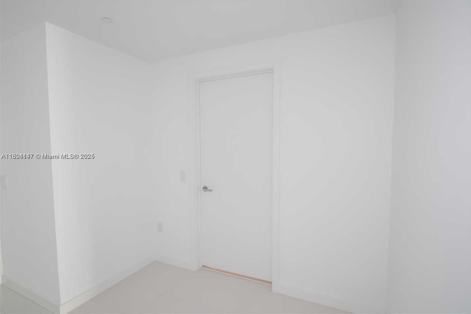 Small Image of 501 NORTH EAST 31ST ST #2005, Miami Number 11