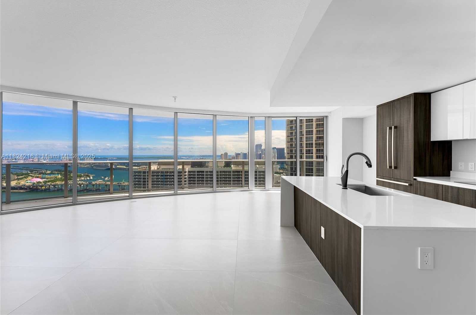 Small Image of 488 NORTH EAST 18 ST #4112, Miami Number 13