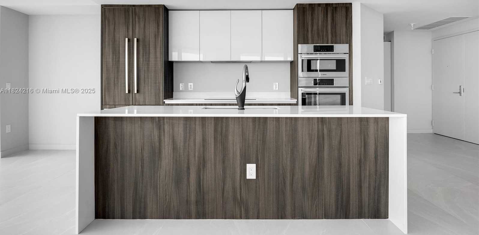 Small Image of 488 NORTH EAST 18 ST #4112, Miami Number 14
