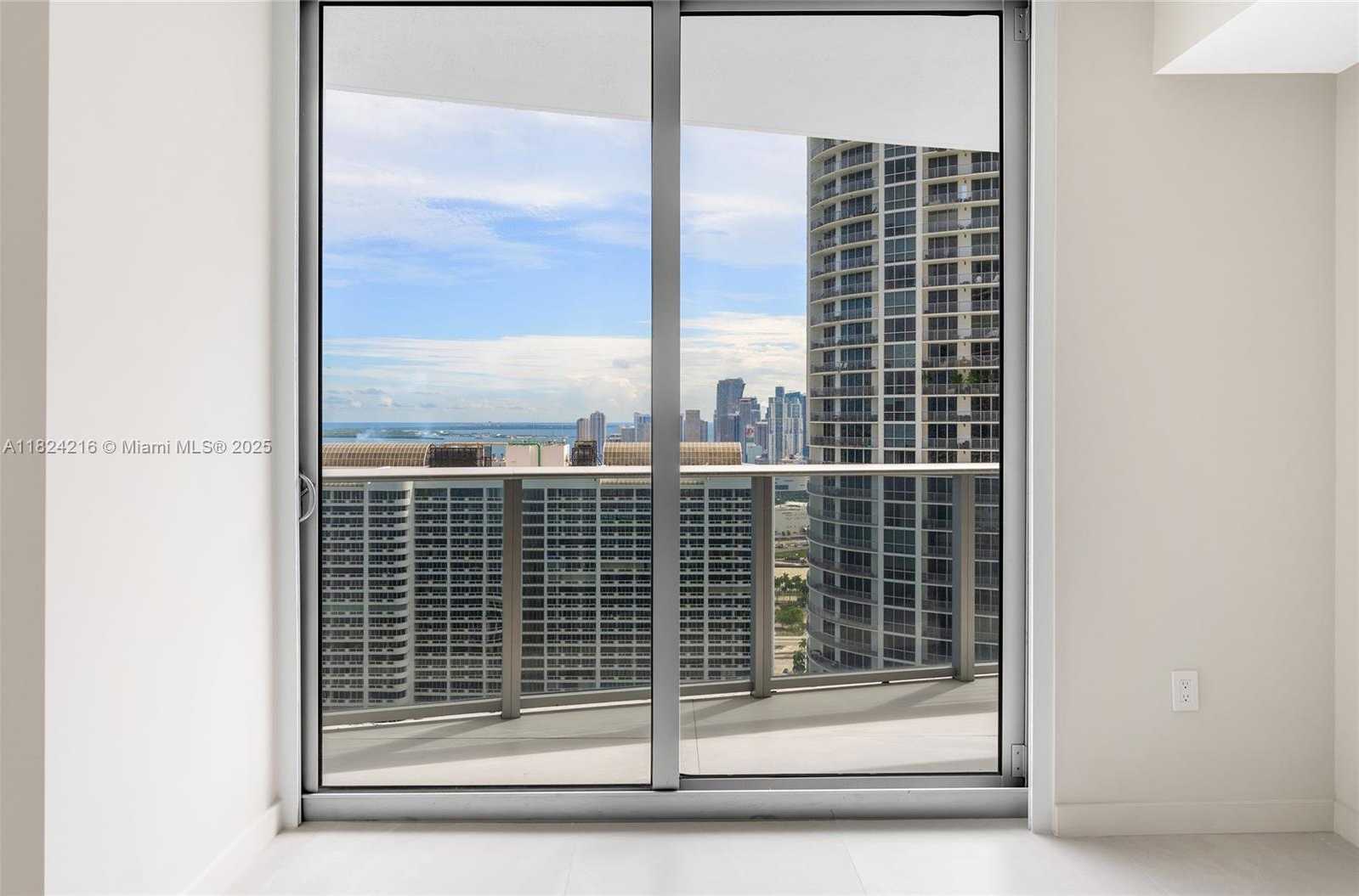 Small Image of 488 NORTH EAST 18 ST #4112, Miami Number 17