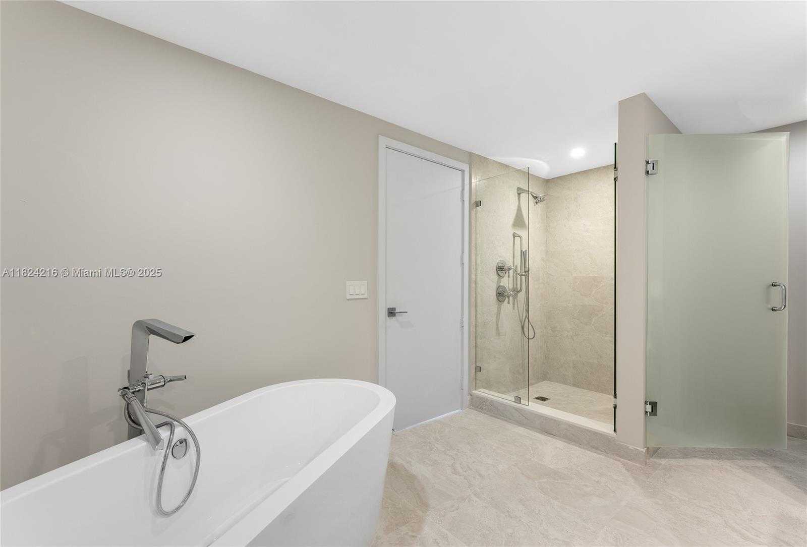 Small Image of 488 NORTH EAST 18 ST #4112, Miami Number 20