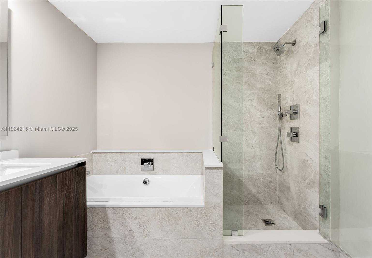 Small Image of 488 NORTH EAST 18 ST #4112, Miami Number 29