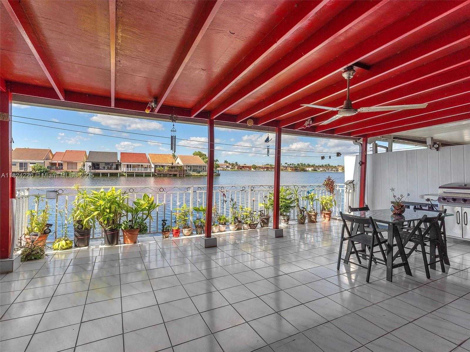 Small Image of 5530 W 26th Ct, Hialeah, FL 33016, USA Number 22