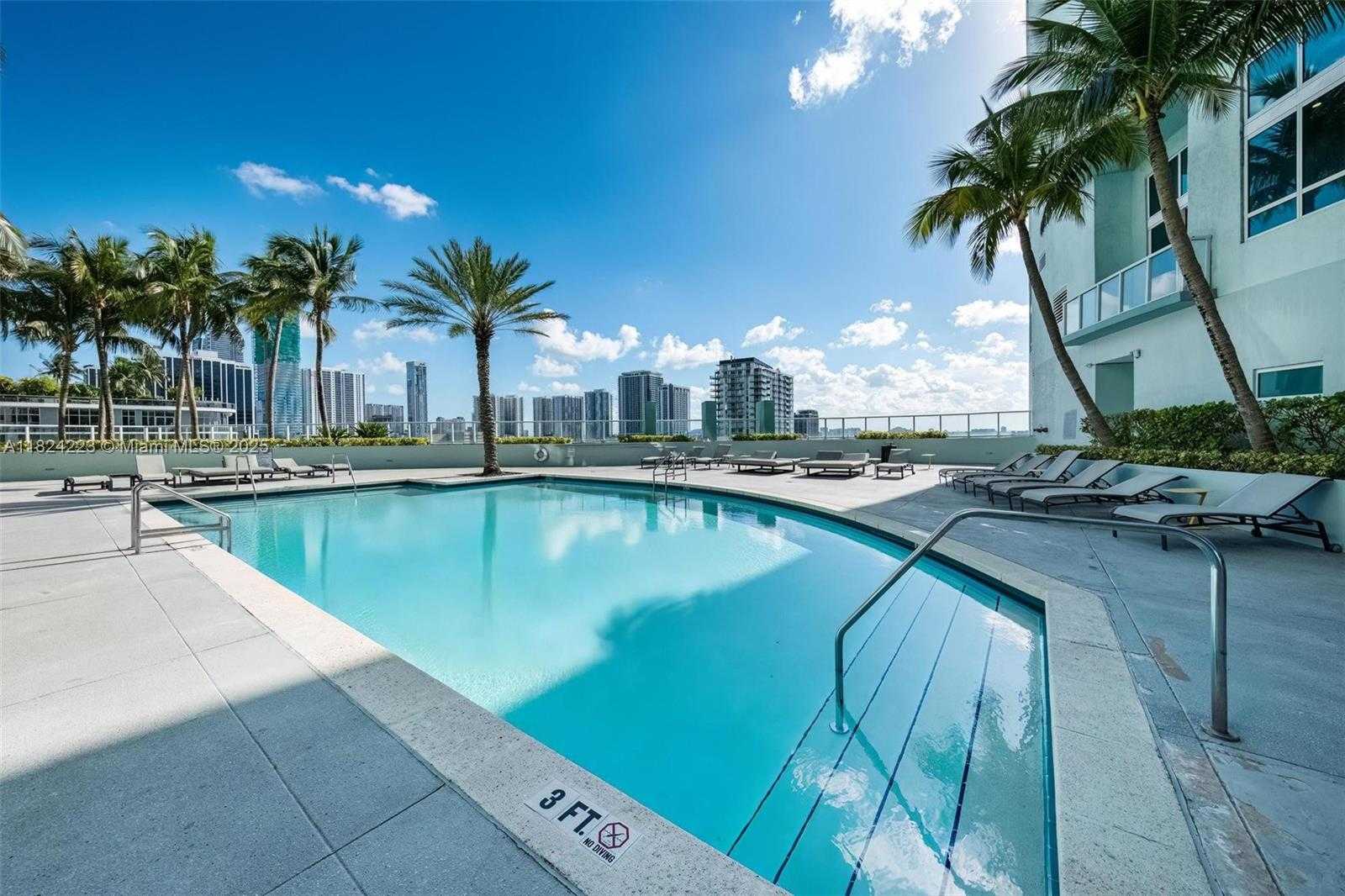 Small Image of 1900 NORTH BAYSHORE DR #4111, Miami Number 2