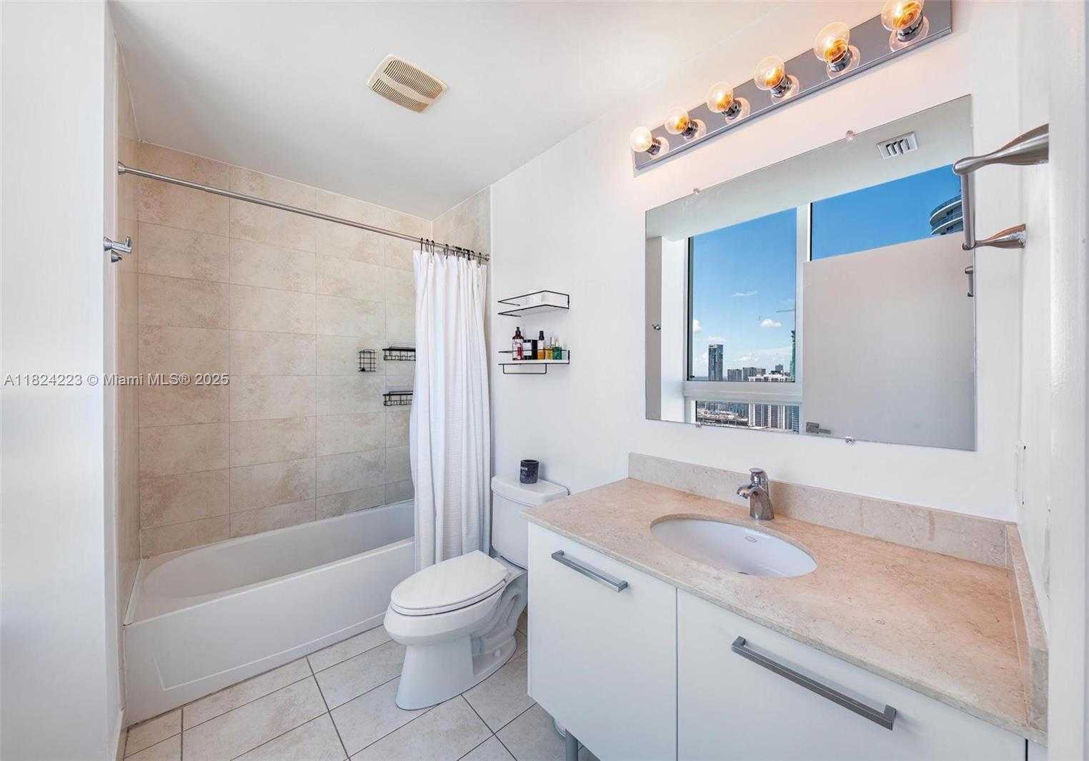 Small Image of 1900 NORTH BAYSHORE DR #4111, Miami Number 21