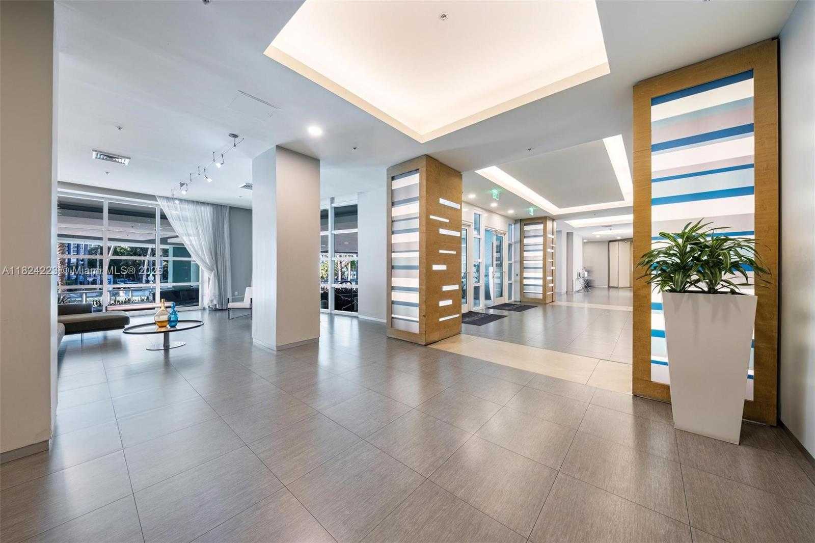 Small Image of 1900 NORTH BAYSHORE DR #4111, Miami Number 4
