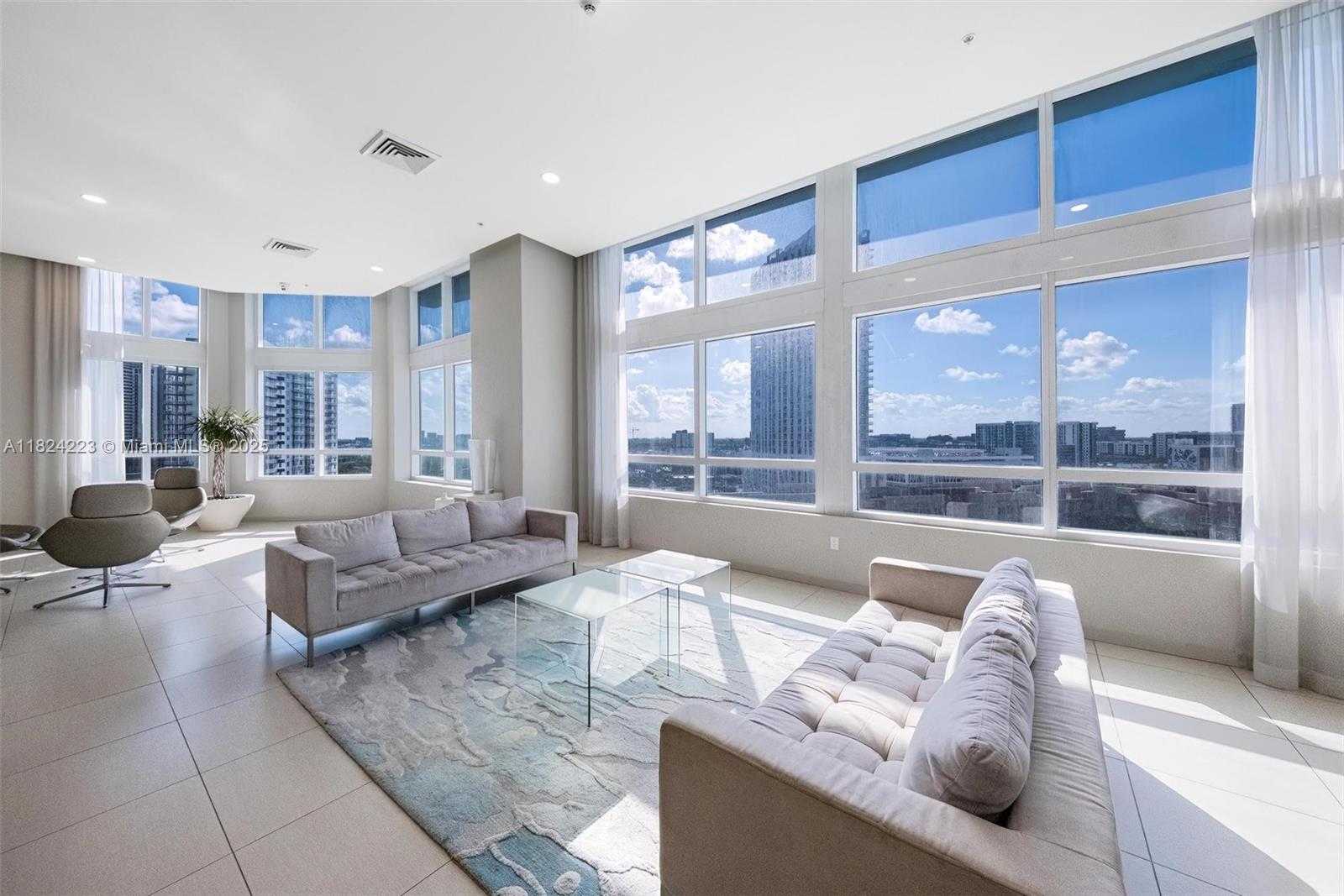 Small Image of 1900 NORTH BAYSHORE DR #4111, Miami Number 45