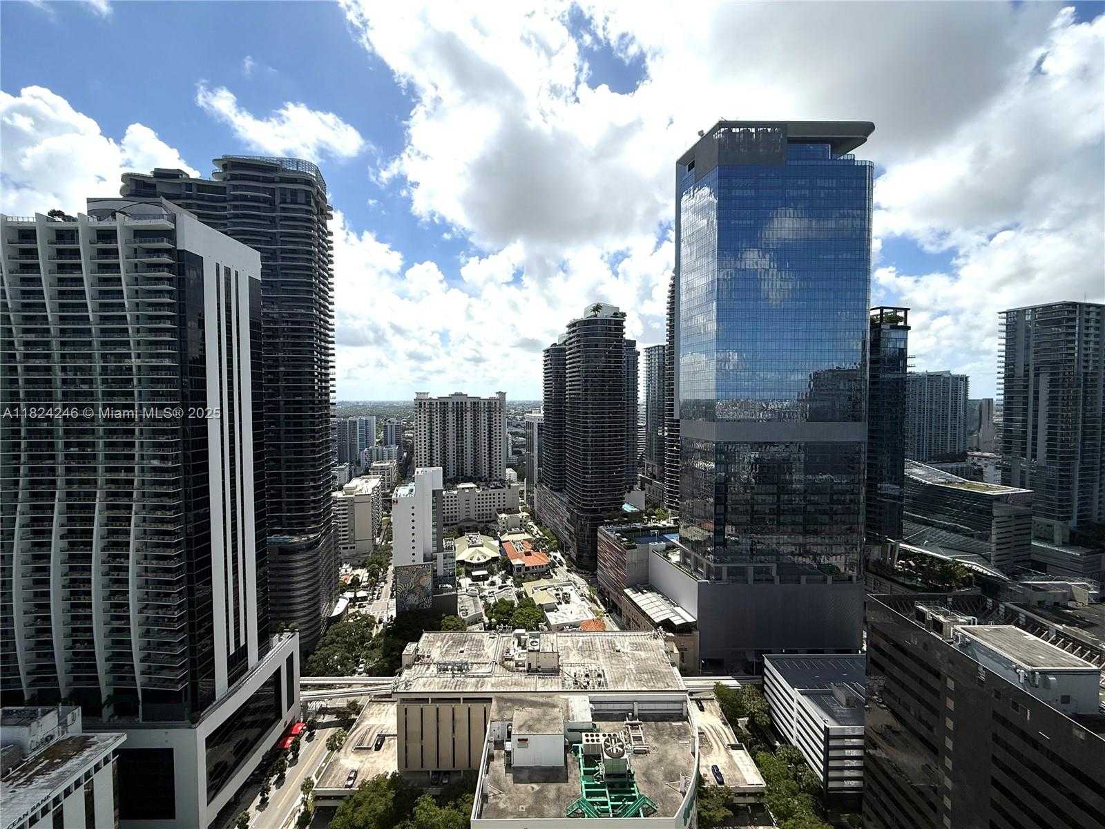 Small Image of 951 BRICKELL AVE #3703, Miami Number 16
