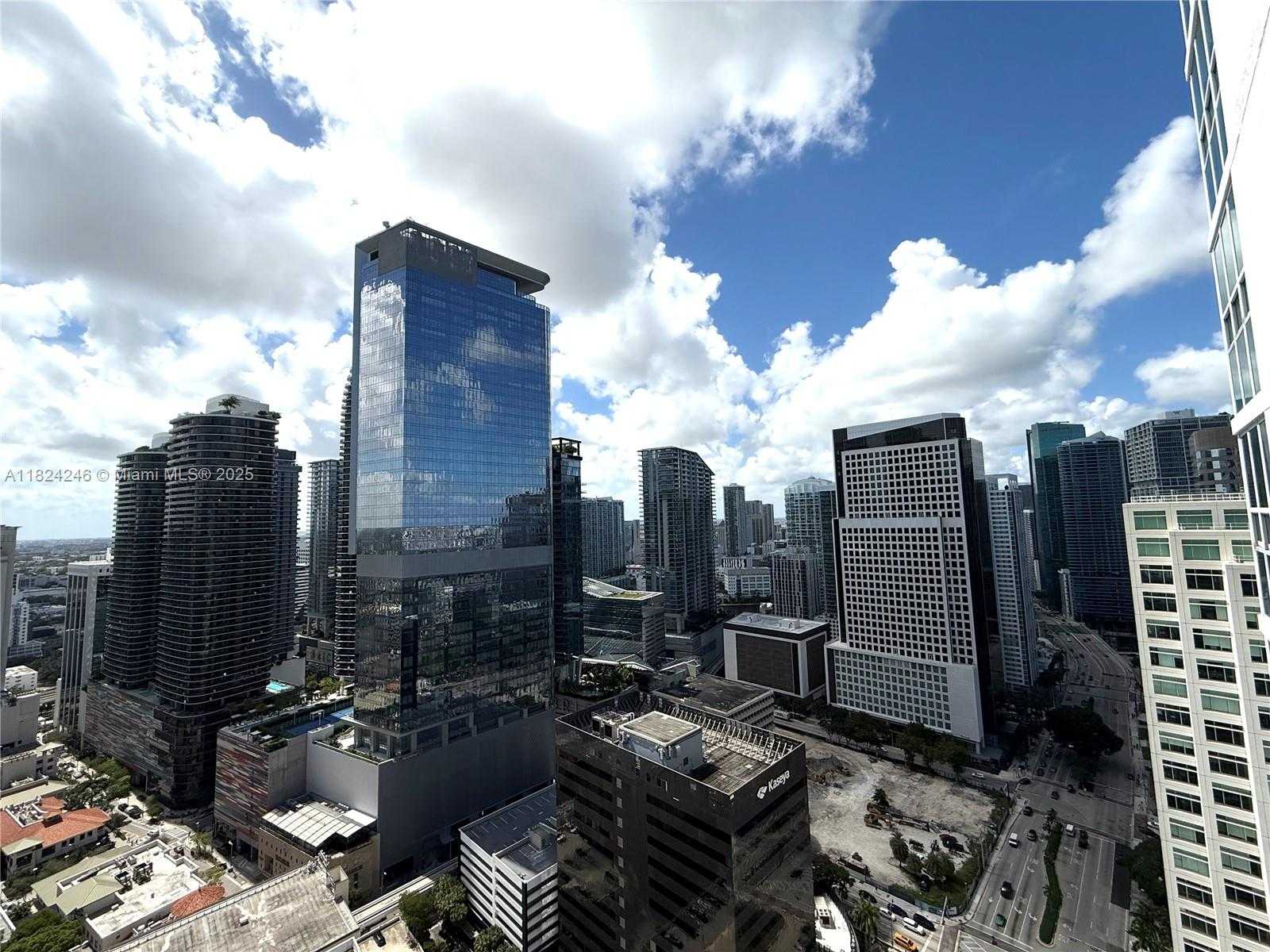 Small Image of 951 BRICKELL AVE #3703, Miami Number 18