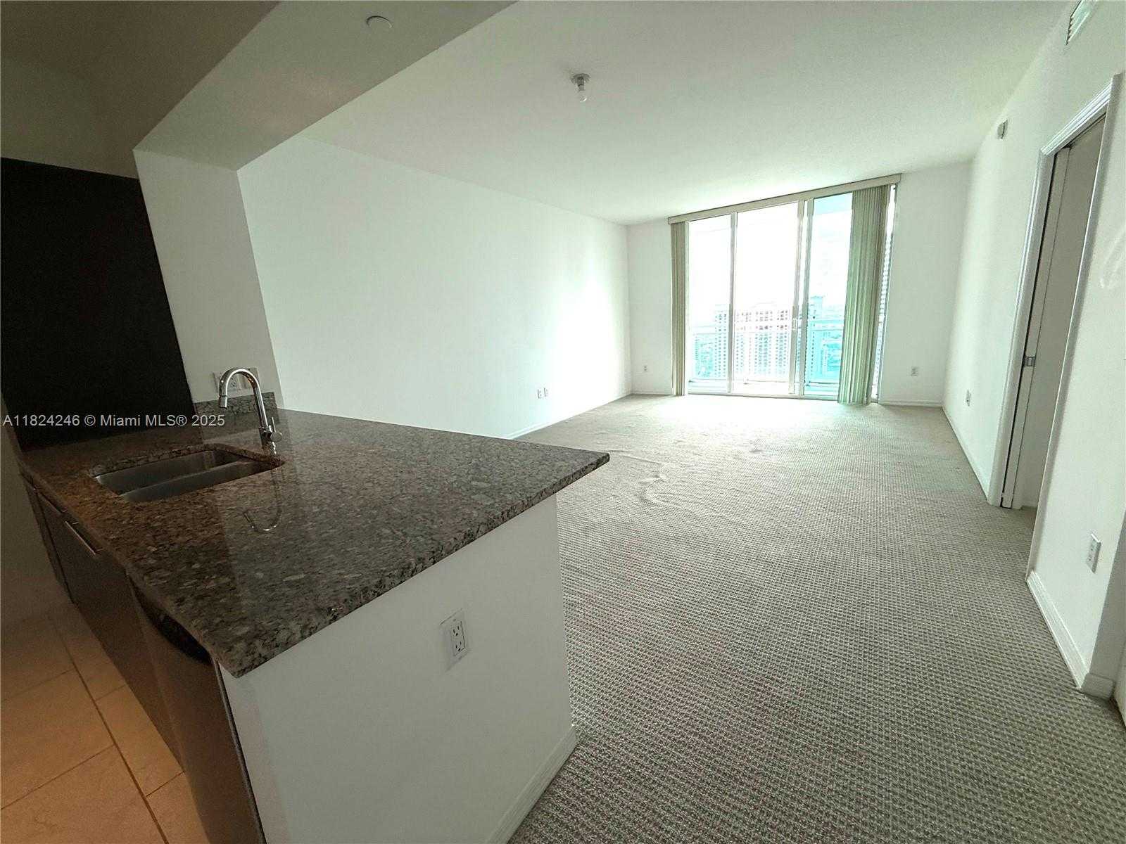 Small Image of 951 BRICKELL AVE #3703, Miami Number 4
