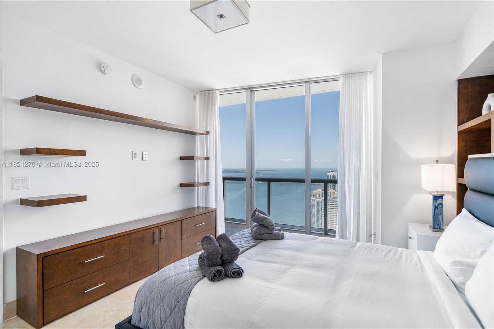 Small Image of 495 BRICKELL #5705, Miami Number 22