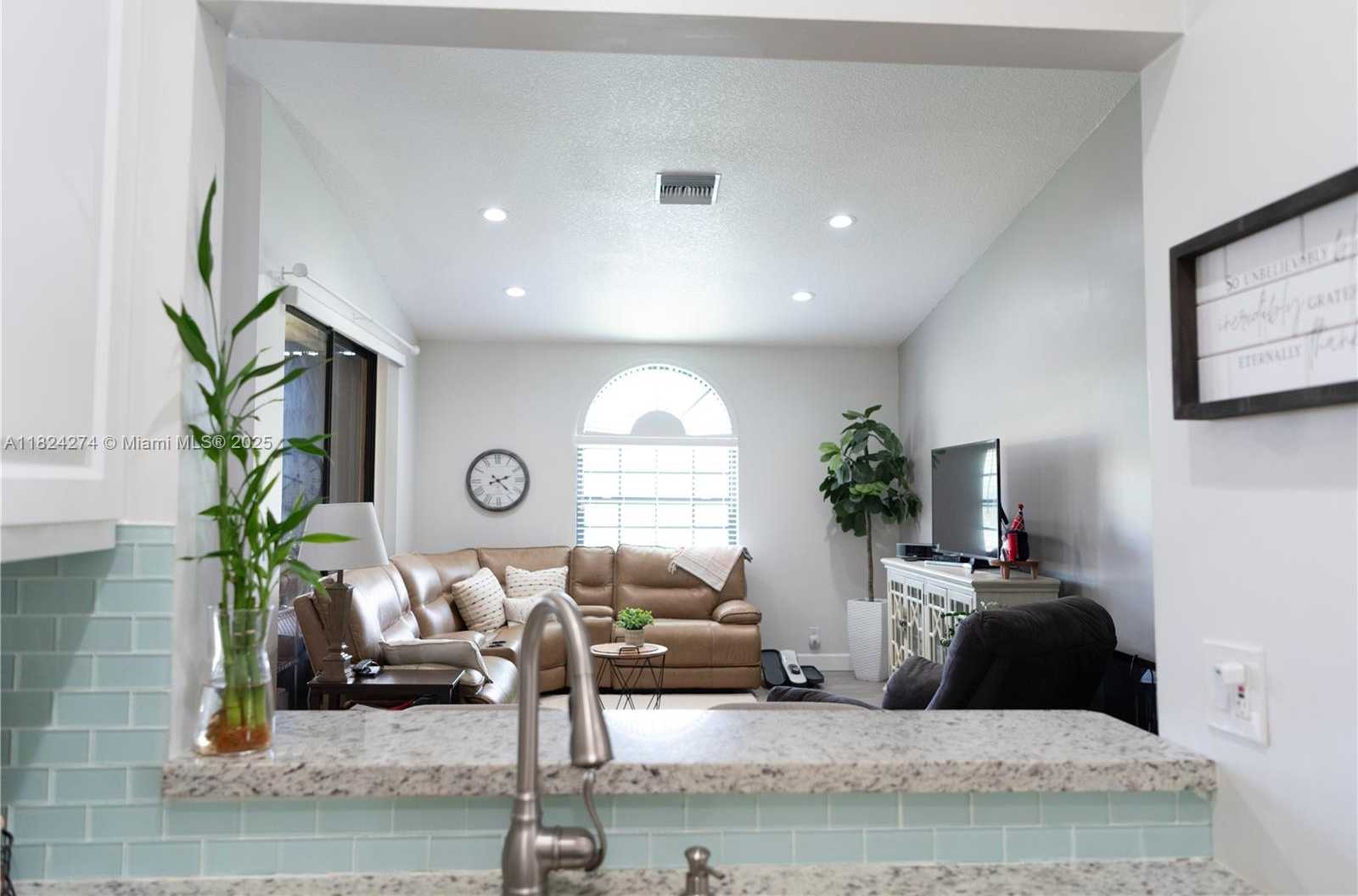 Small Image of 10631 NORTH WEST 14TH ST #212, Plantation Number 5