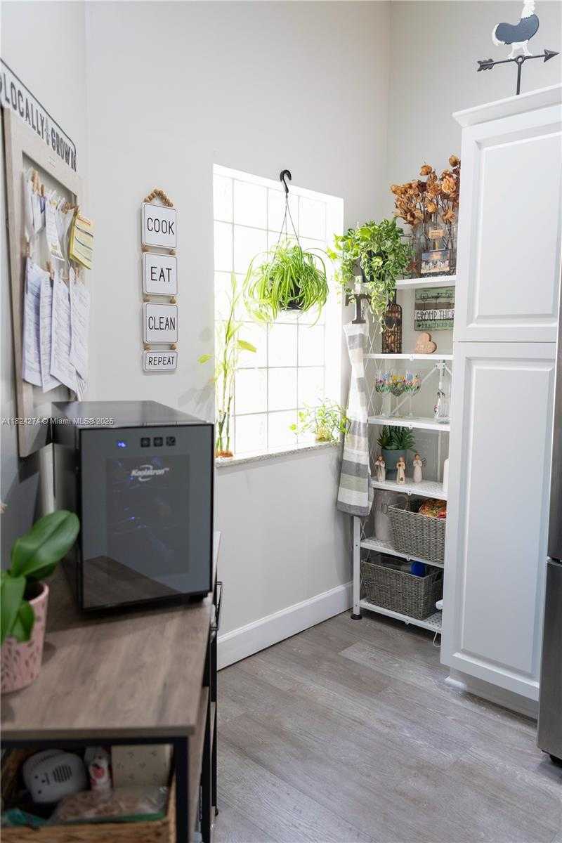 Small Image of 10631 NORTH WEST 14TH ST #212, Plantation Number 6