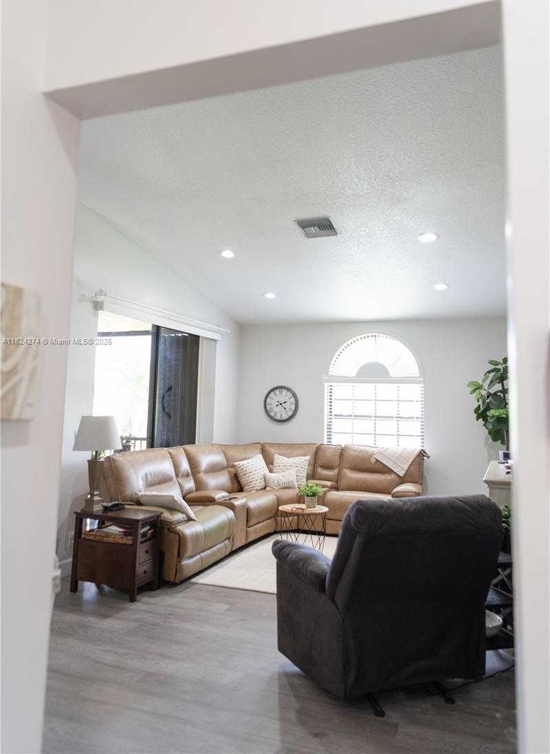 Small Image of 10631 NORTH WEST 14TH ST #212, Plantation Number 7