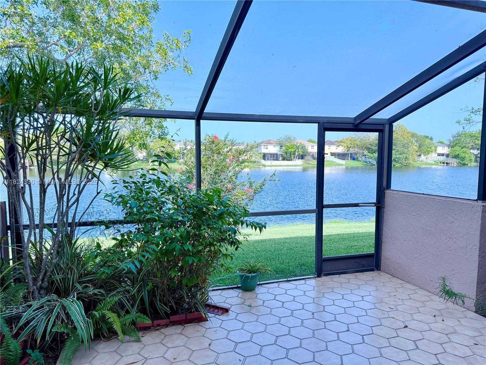 Small Image of 1143 NORTH WEST 122ND TER, Pembroke Pines Number 10