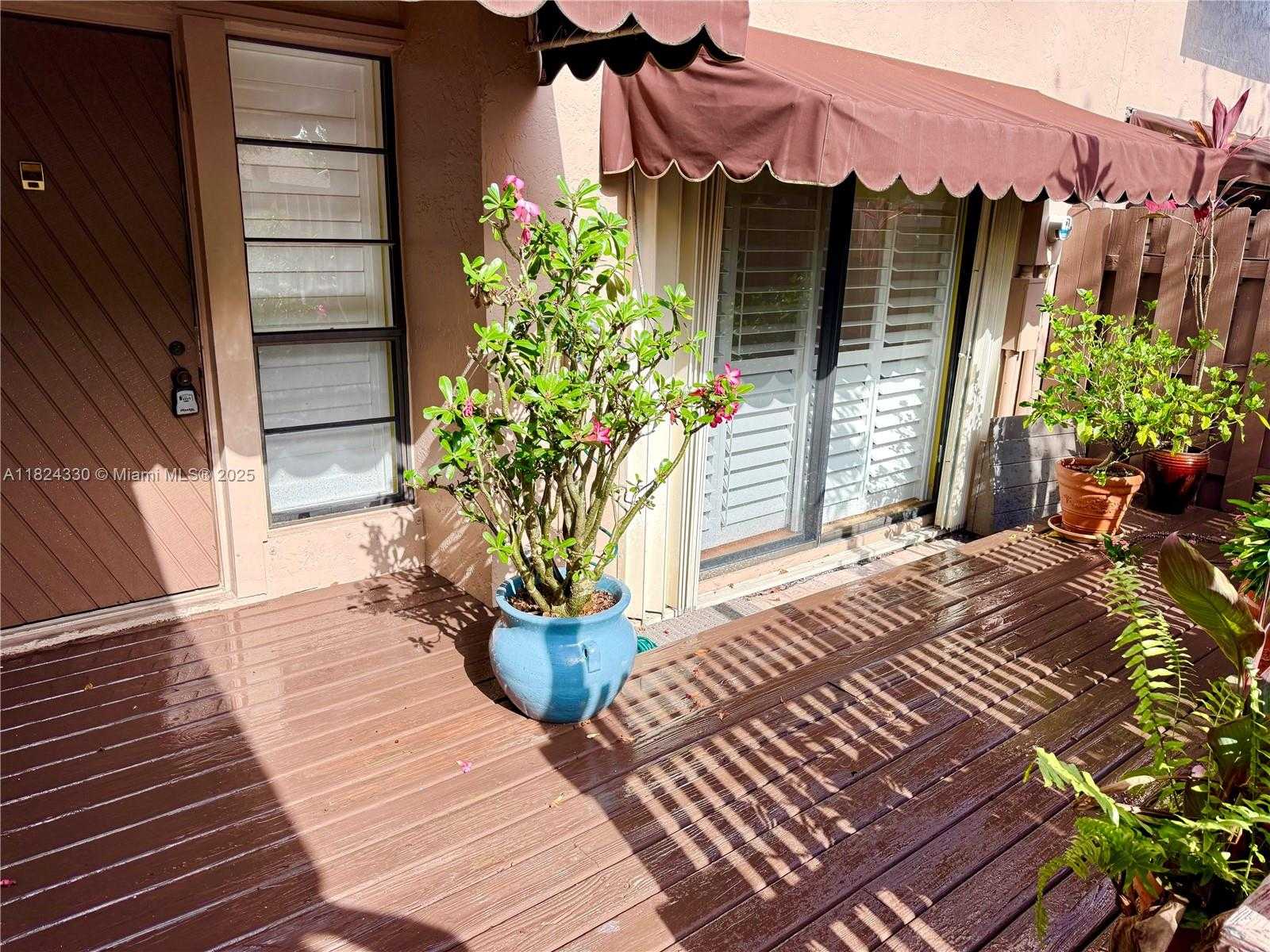 Small Image of 1143 NORTH WEST 122ND TER, Pembroke Pines Number 28
