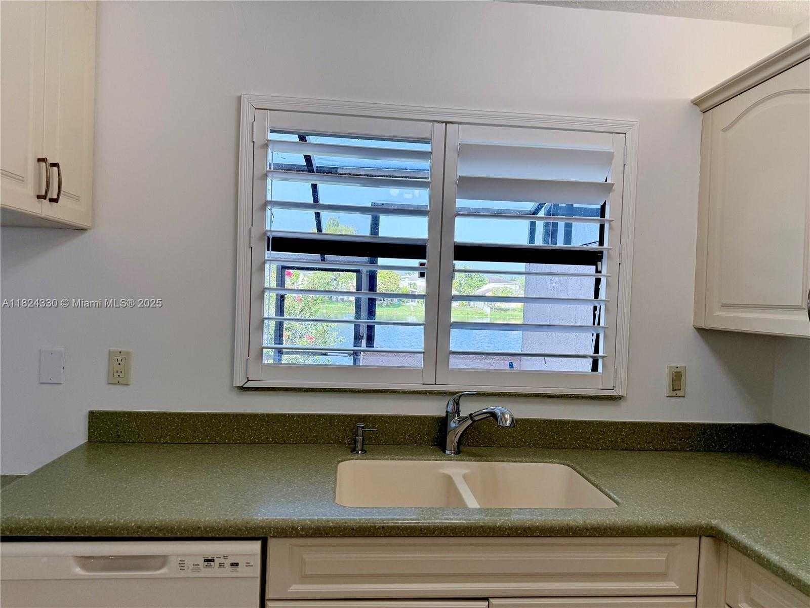 Small Image of 1143 NORTH WEST 122ND TER, Pembroke Pines Number 8