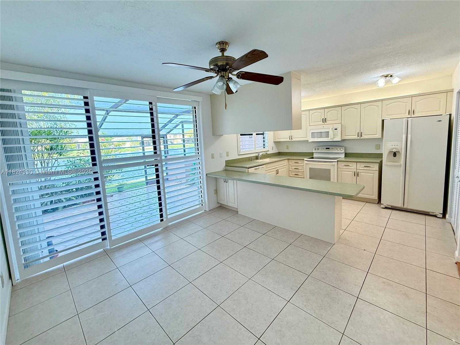 Small Image of 1143 NORTH WEST 122ND TER, Pembroke Pines Number 9