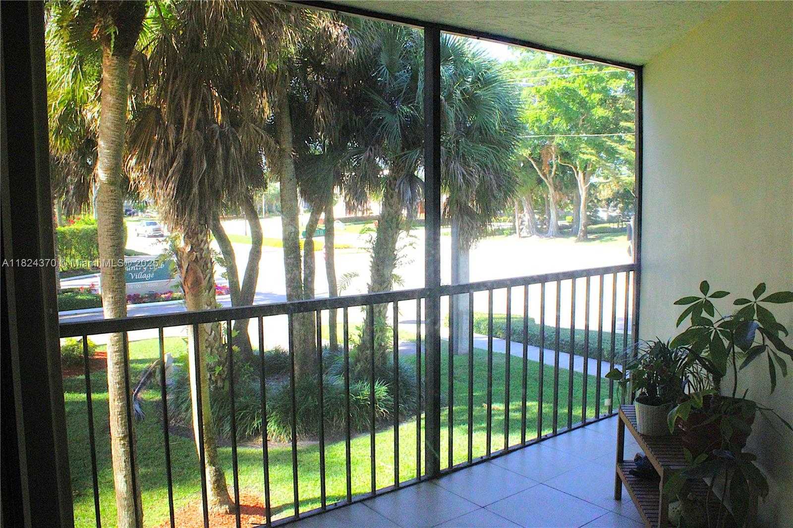 Small Image of 16475 GOLF CLUB RD #201, Weston Number 17