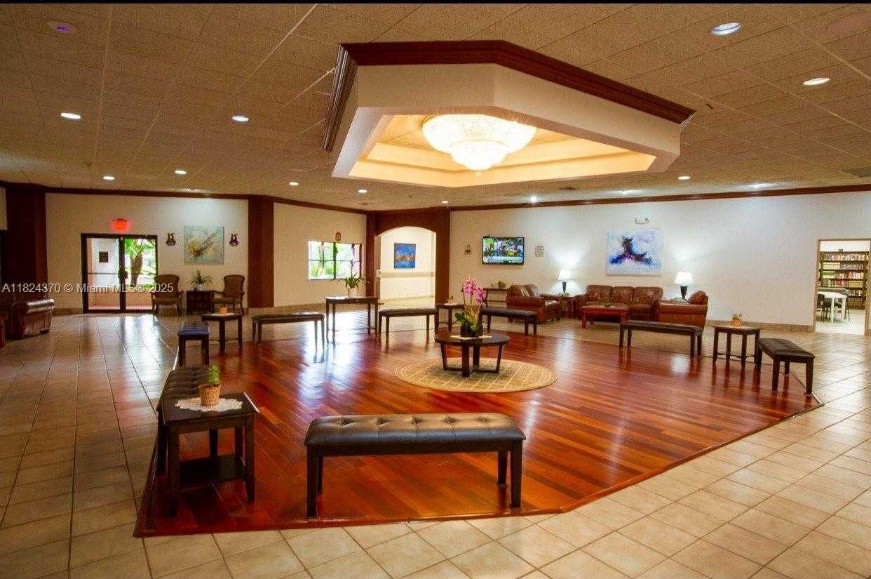 Small Image of 16475 GOLF CLUB RD #201, Weston Number 31