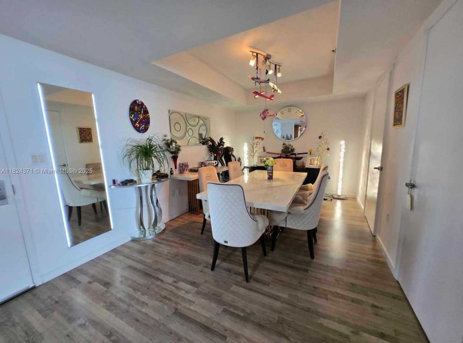 Small Image of 50 BISCAYNE BLVD #3006, Miami Number 11