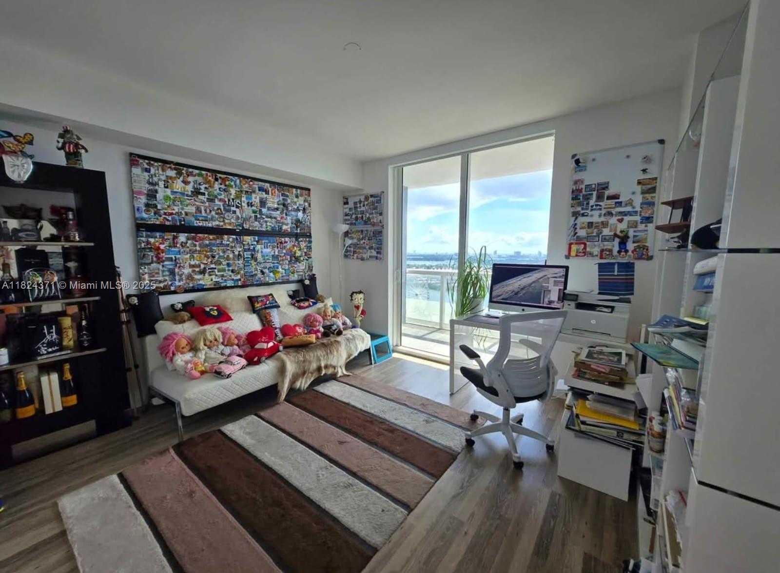 Small Image of 50 BISCAYNE BLVD #3006, Miami Number 13