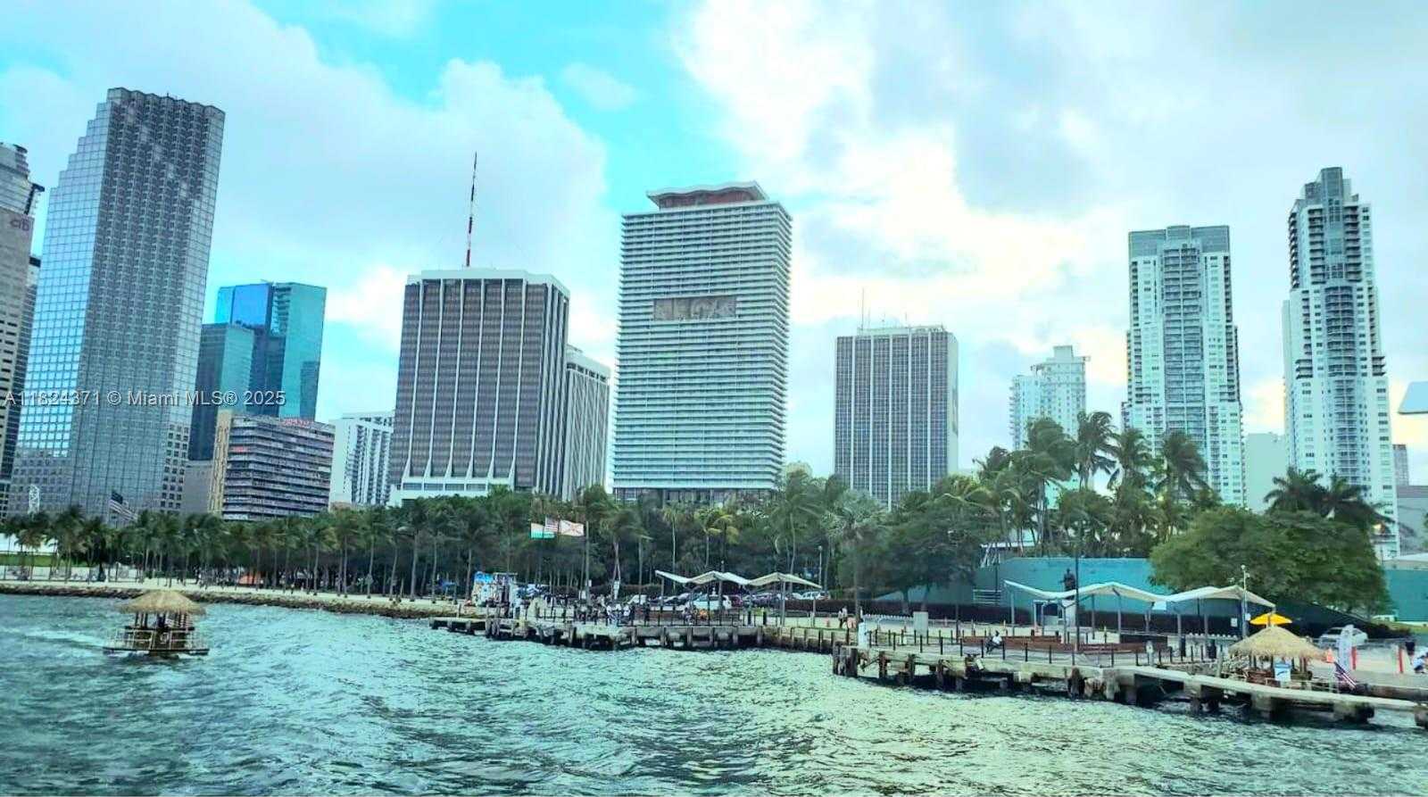 Small Image of 50 BISCAYNE BLVD #3006, Miami Number 22