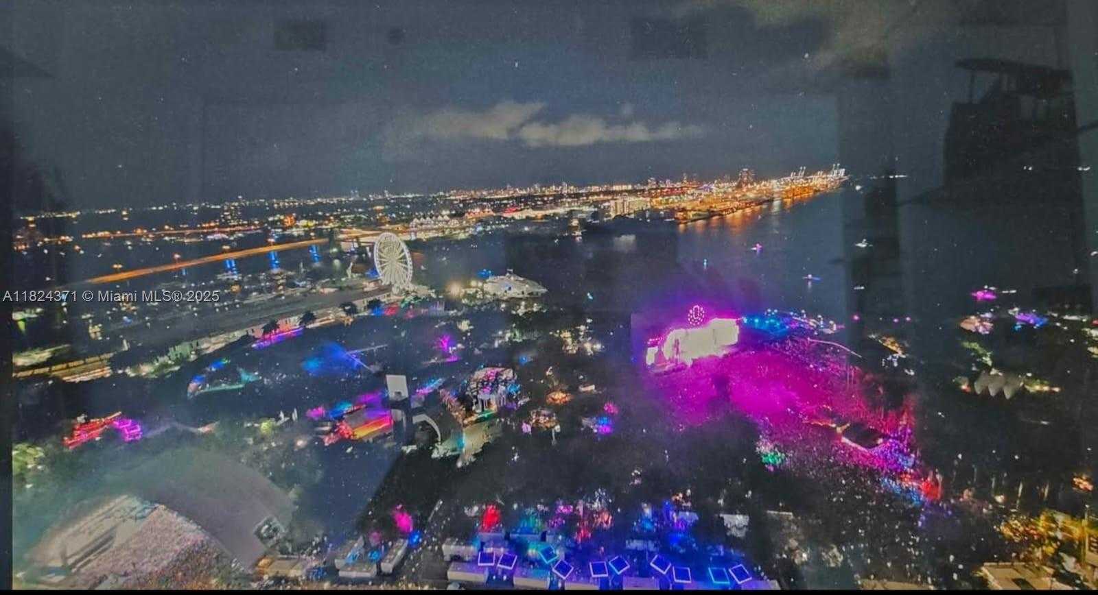 Small Image of 50 BISCAYNE BLVD #3006, Miami Number 6