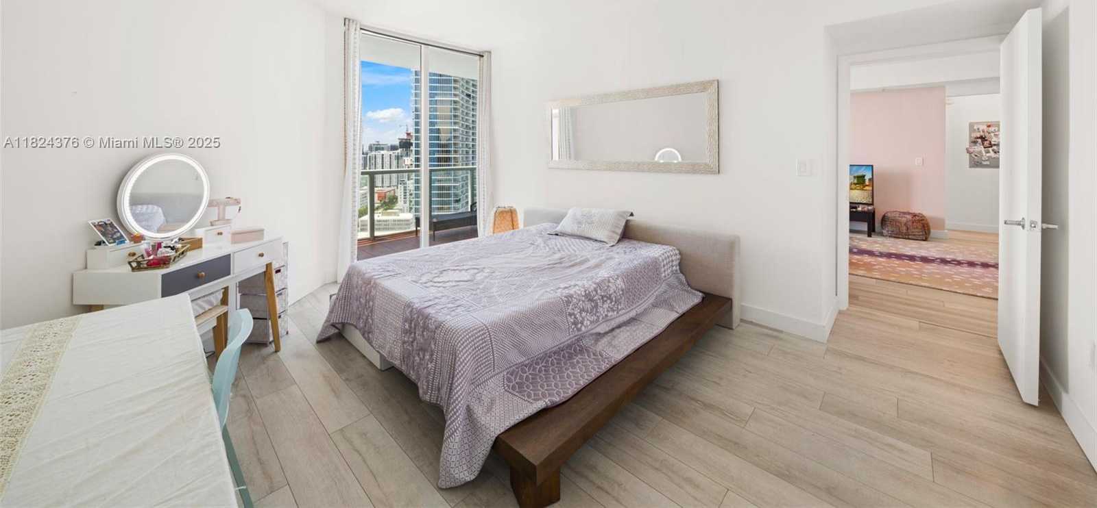 Small Image of 1900 NORTH BAYSHORE DR #2514, Miami Number 13