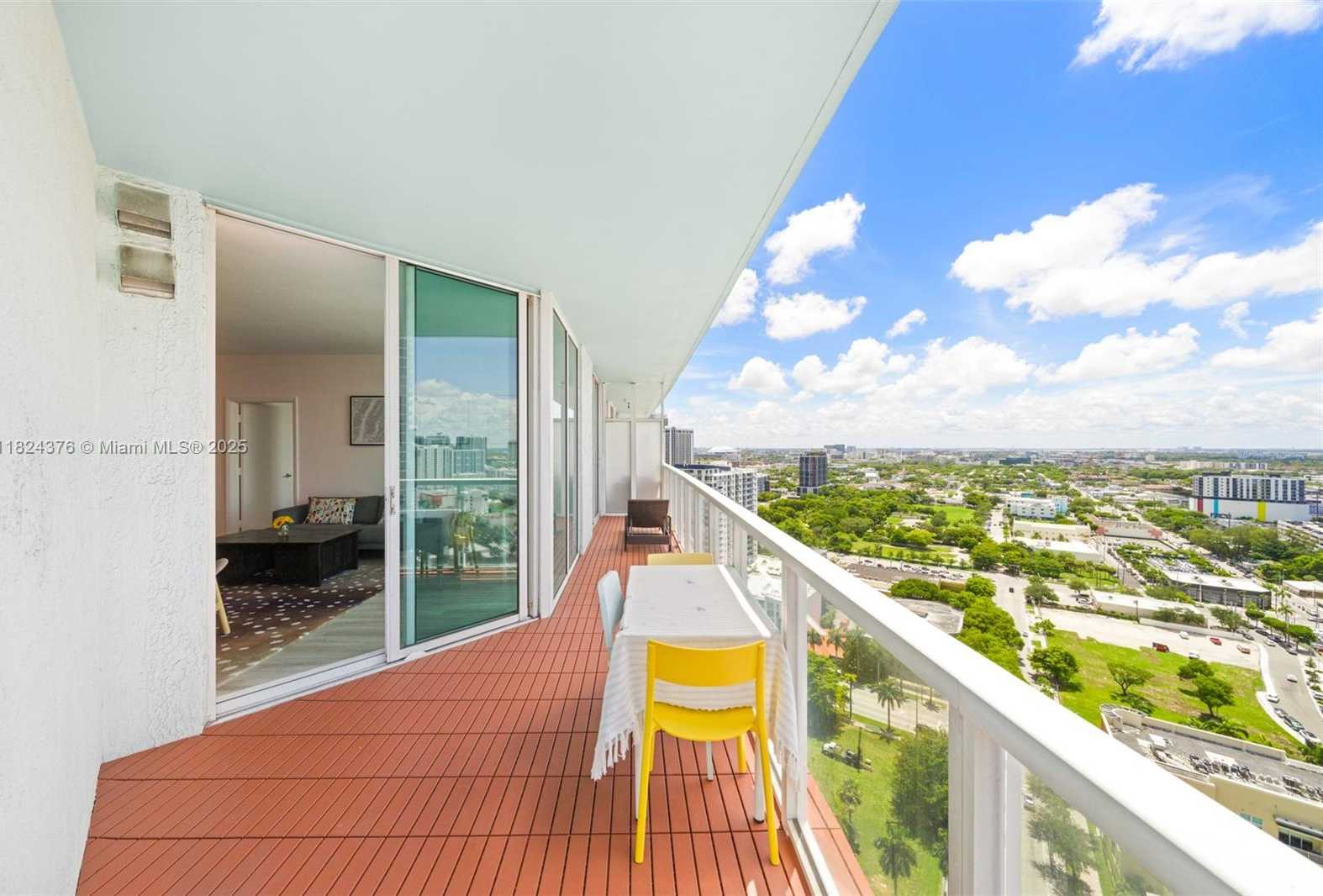 Small Image of 1900 NORTH BAYSHORE DR #2514, Miami Number 18