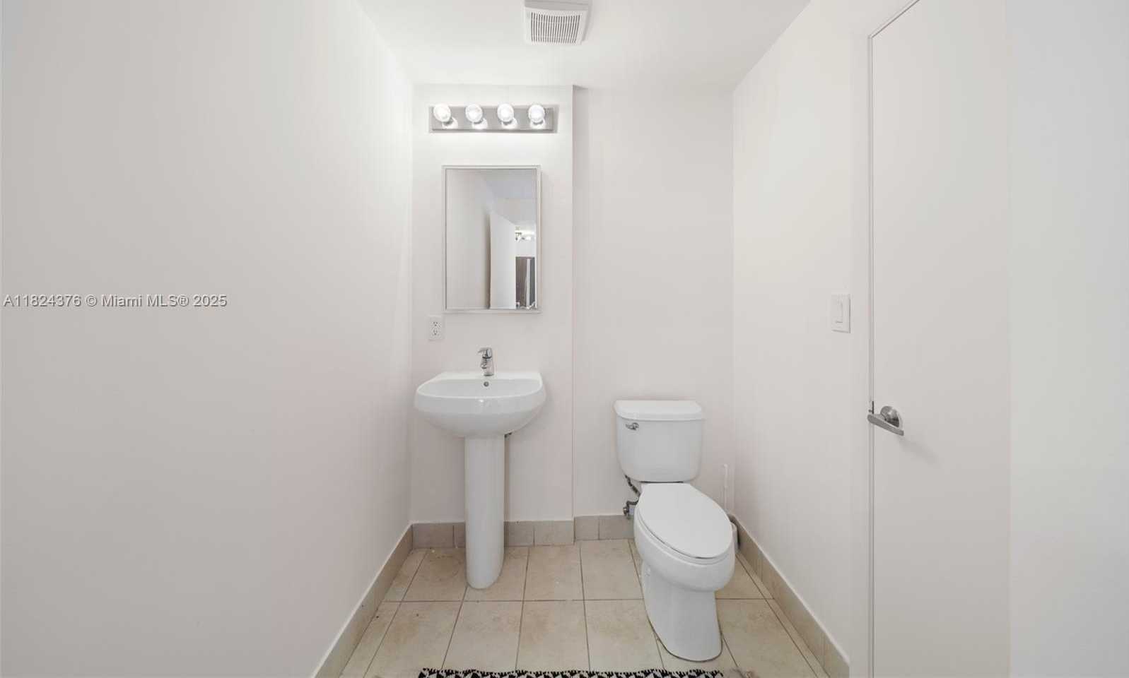 Small Image of 1900 NORTH BAYSHORE DR #2514, Miami Number 23