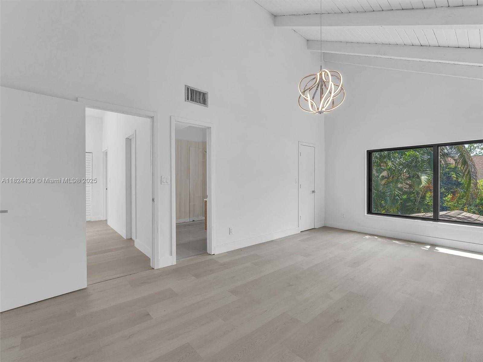 Small Image of 3427 ATLANTA DR, Hollywood Number 10