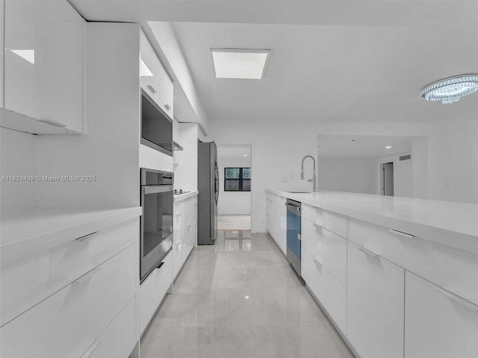 Small Image of 3427 ATLANTA DR, Hollywood Number 13