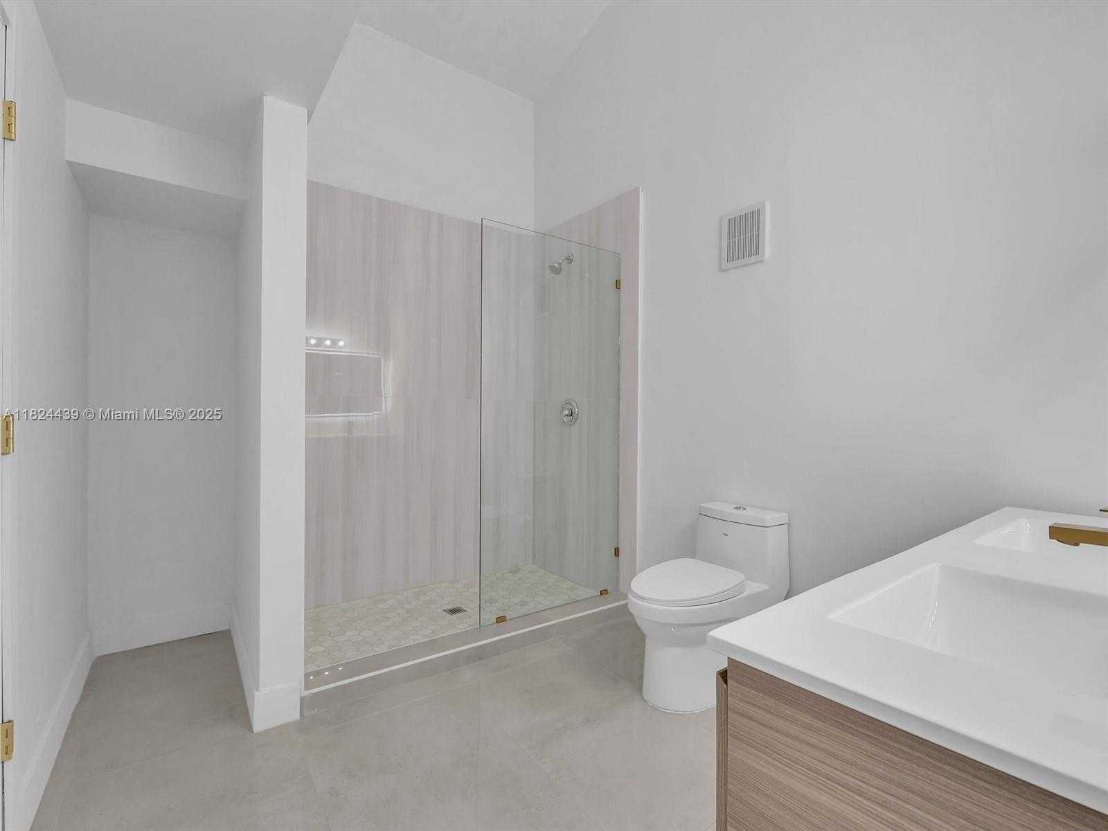Small Image of 3427 ATLANTA DR, Hollywood Number 24