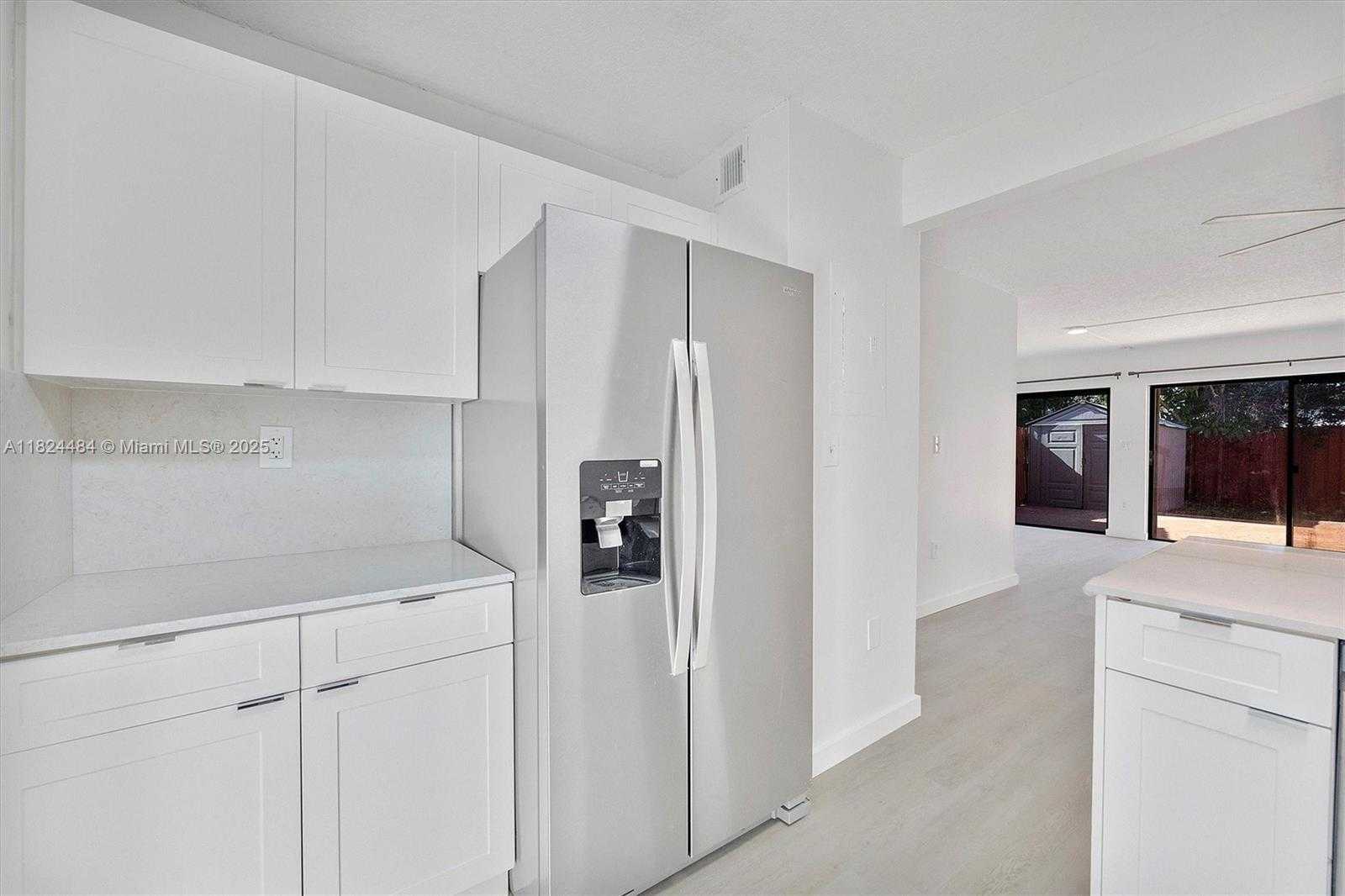 Small Image of 3809 SOUTH WEST 82ND AVE #V-21, Miami Number 14