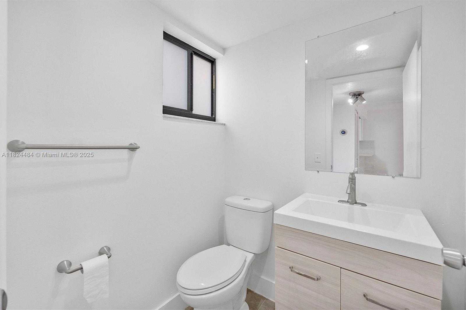 Small Image of 3809 SOUTH WEST 82ND AVE #V-21, Miami Number 17