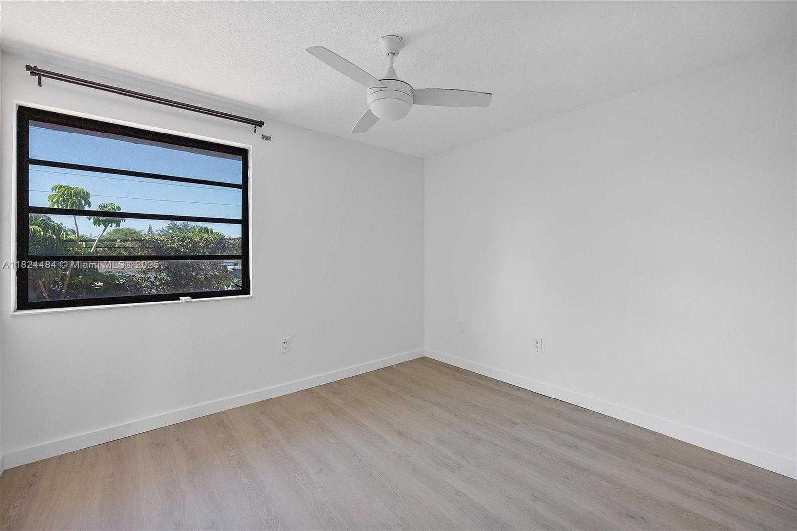 Small Image of 3809 SOUTH WEST 82ND AVE #V-21, Miami Number 26