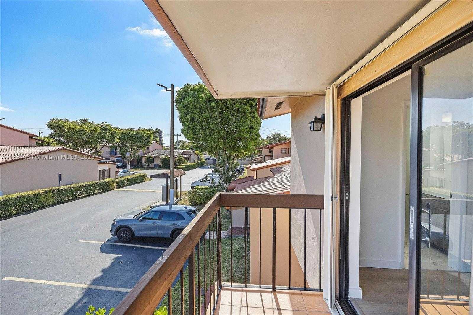 Small Image of 3809 SOUTH WEST 82ND AVE #V-21, Miami Number 39