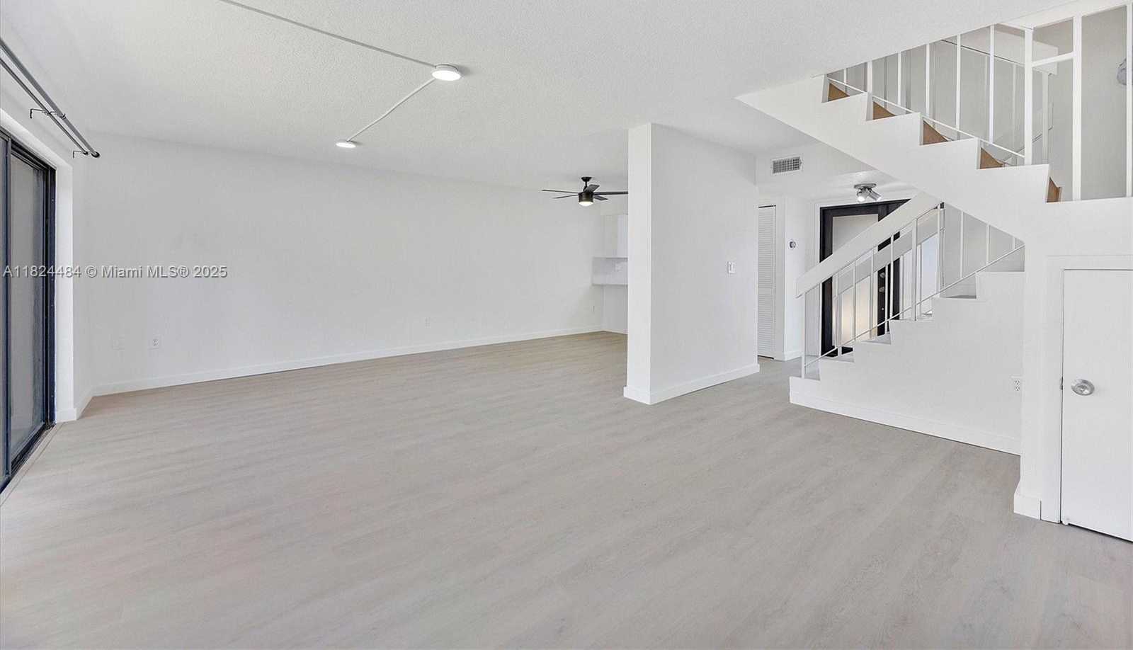 Small Image of 3809 SOUTH WEST 82ND AVE #V-21, Miami Number 5