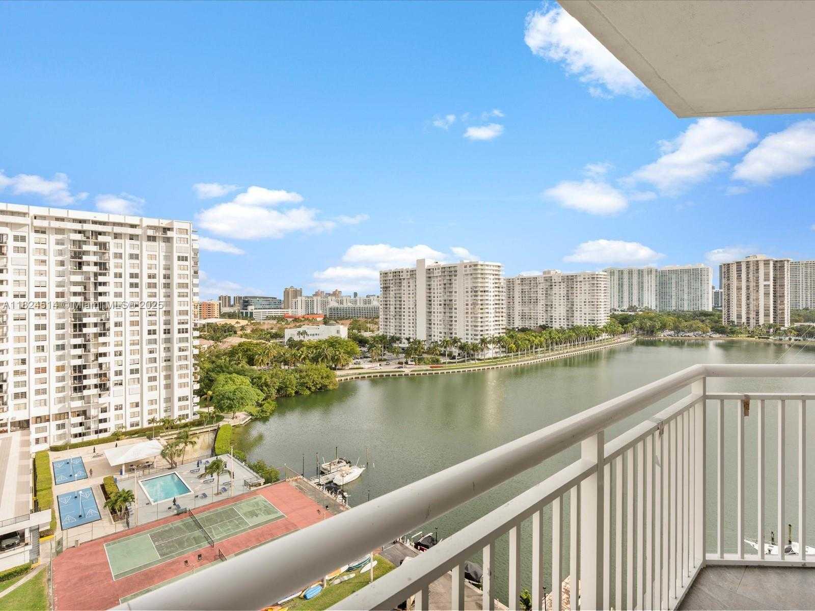 Small Image of 18071 BISCAYNE BLVD #1401, Aventura Number 32