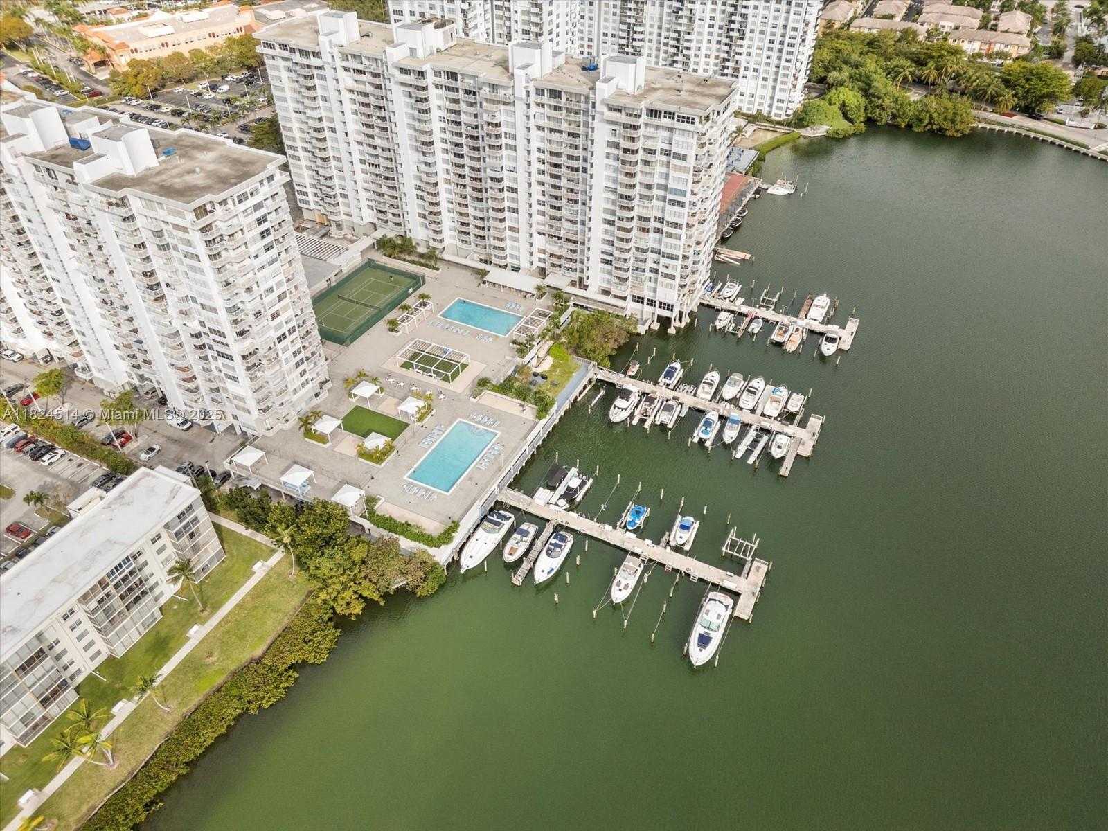 Small Image of 18071 BISCAYNE BLVD #1401, Aventura Number 42