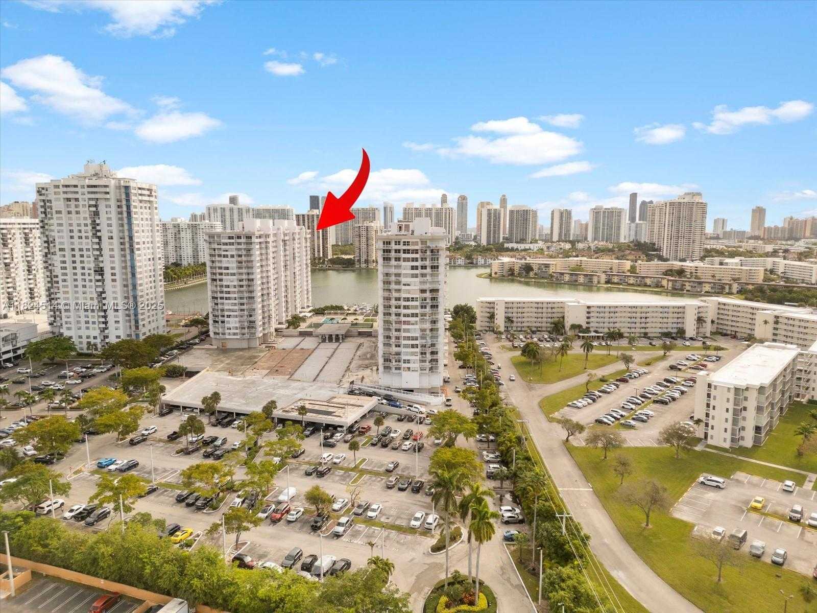 Small Image of 18071 BISCAYNE BLVD #1401, Aventura Number 44