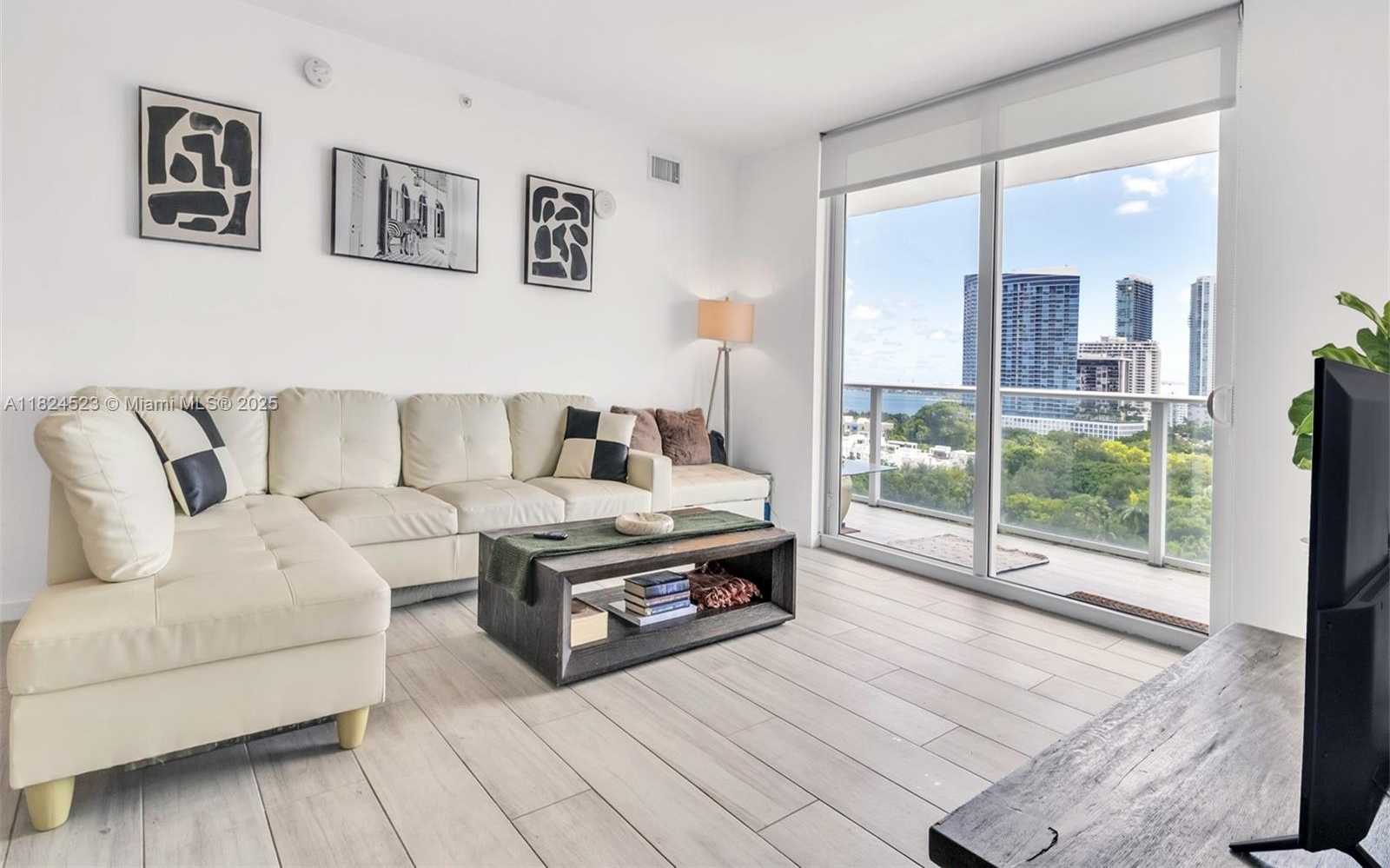 Small Image of 4250 BISCAYNE BLVD #1217, Miami Number 3