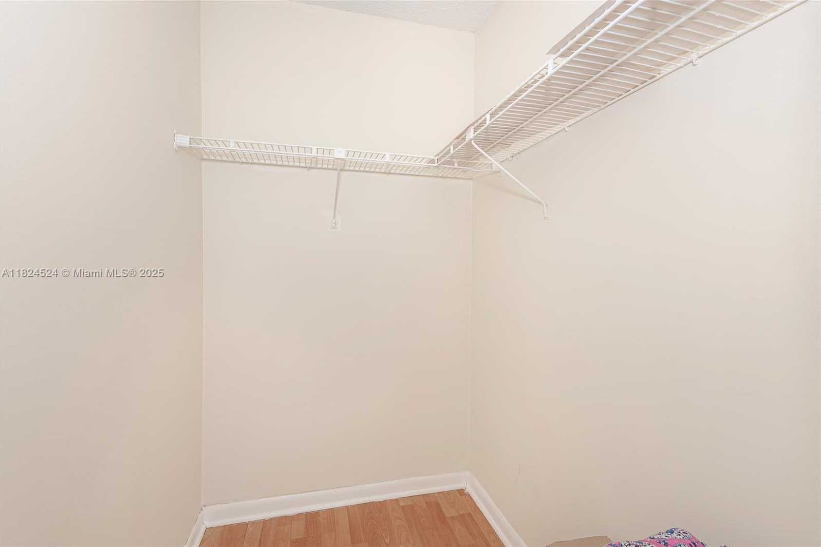 Small Image of 7601 EAST TREASURE DR #1517, North Bay Village Number 17