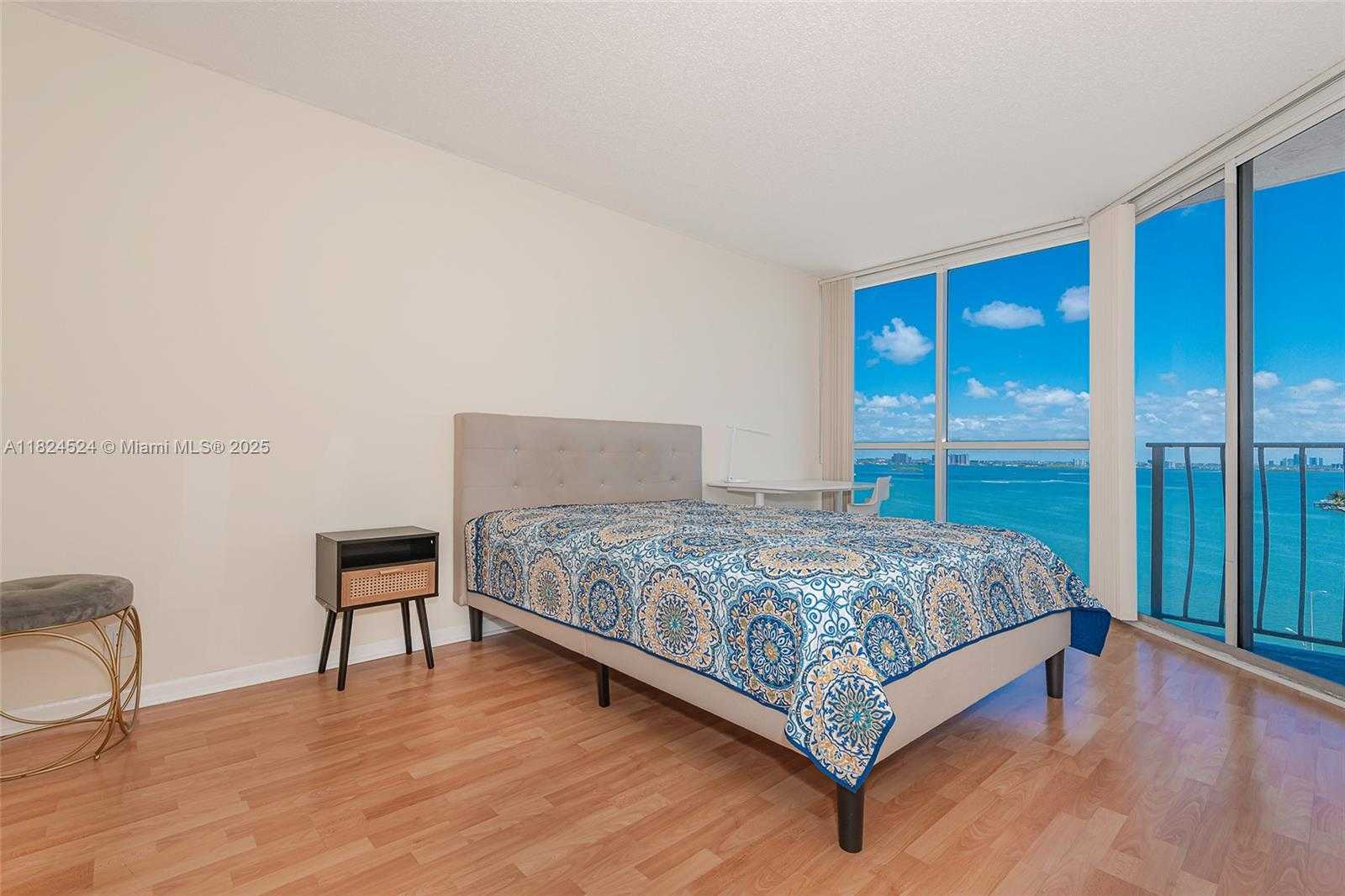 Small Image of 7601 EAST TREASURE DR #1517, North Bay Village Number 19