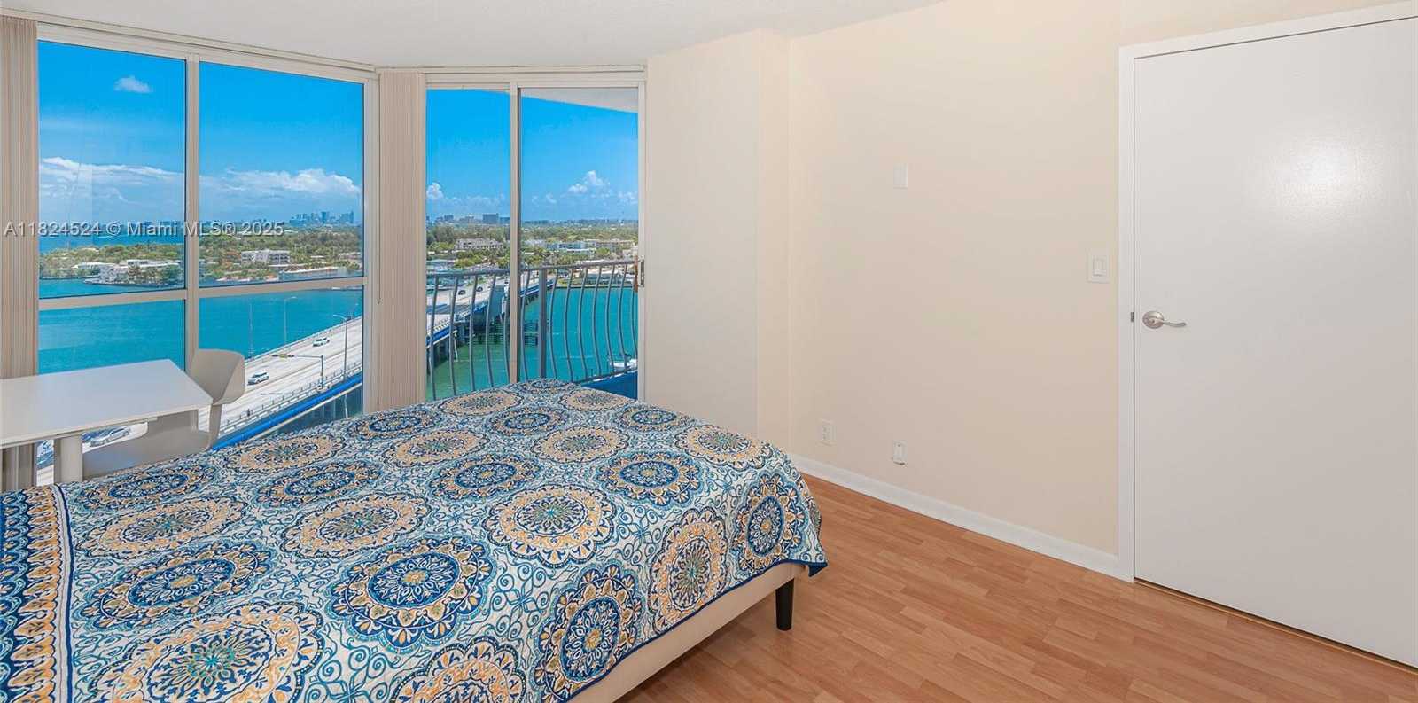 Small Image of 7601 EAST TREASURE DR #1517, North Bay Village Number 20
