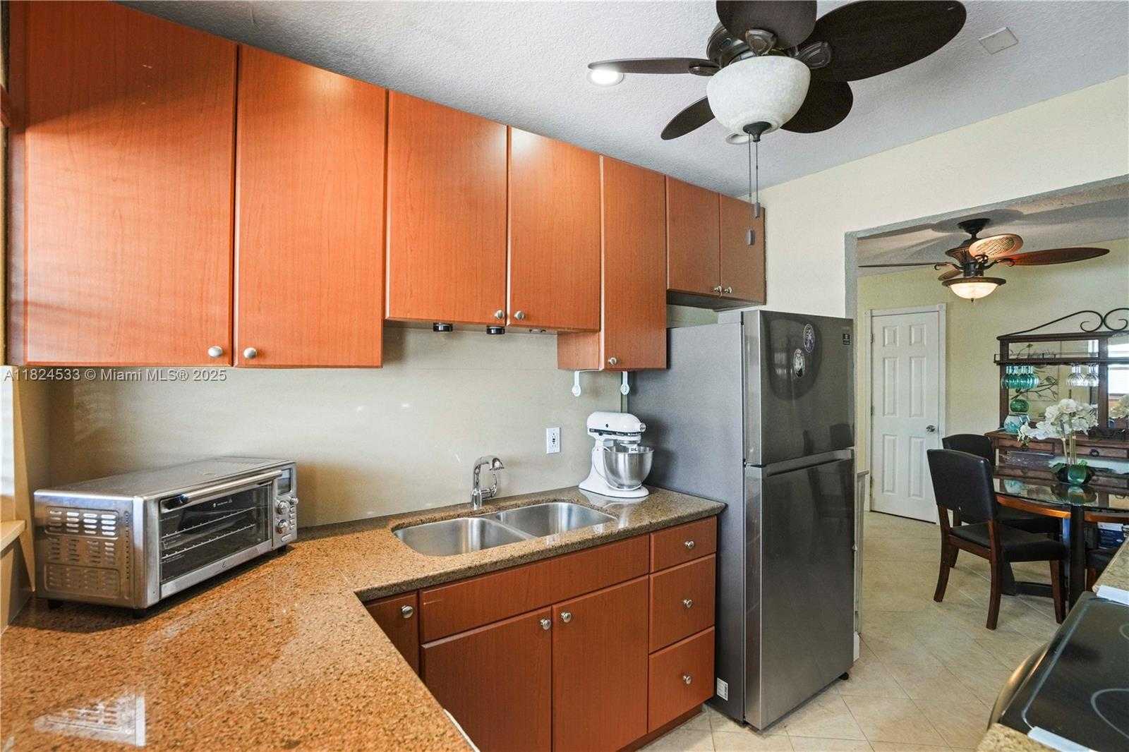 Small Image of 3600 HARRISON ST #16B, Hollywood Number 11