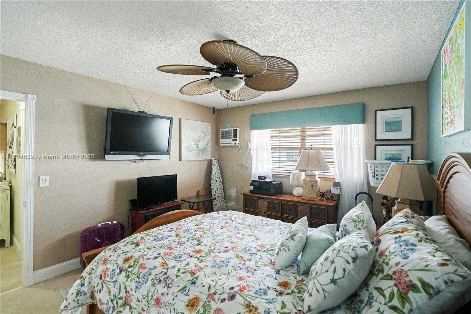 Small Image of 3600 HARRISON ST #16B, Hollywood Number 18