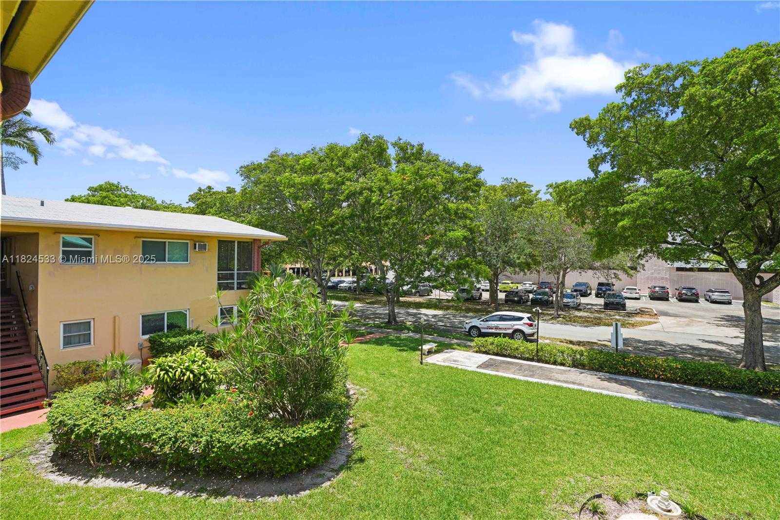 Small Image of 3600 HARRISON ST #16B, Hollywood Number 26