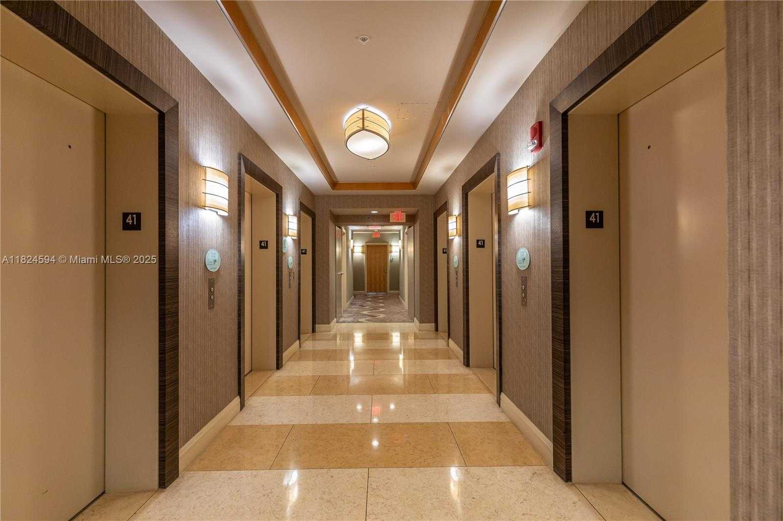 Small Image of 244 BISCAYNE BLVD #4107, Miami Number 35
